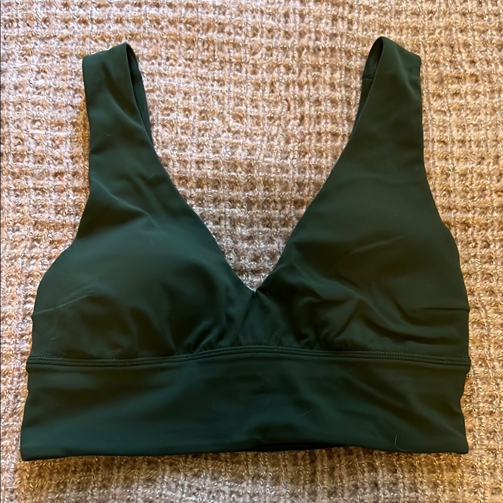 Lululemon Align V-Neck Sports Bra, light support, C/D cup 💚